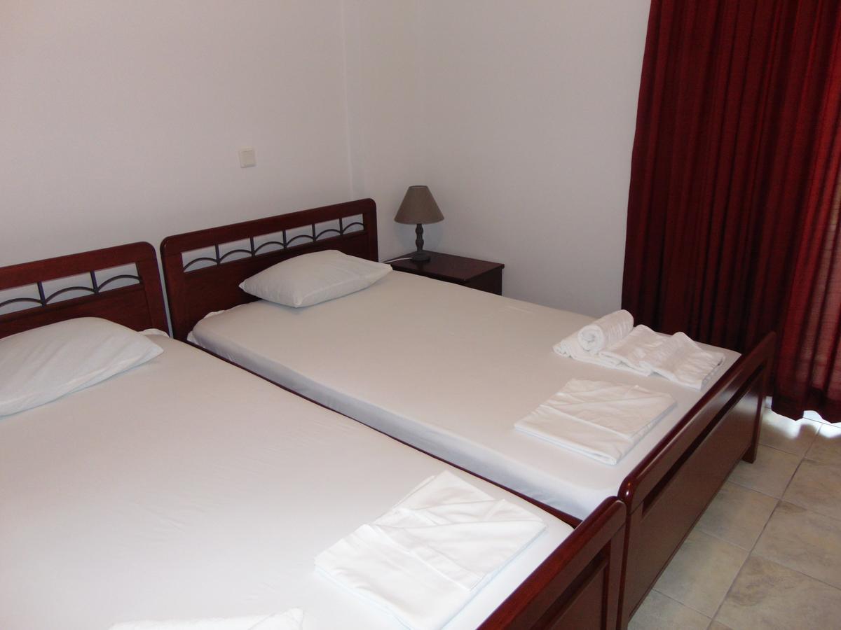 מיתיקאס Hotel Fotini מראה חיצוני תמונה